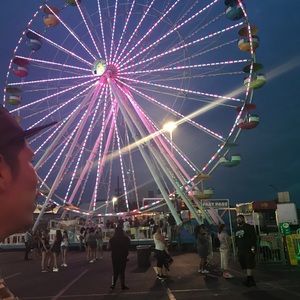 Meet your Posher, Juan herndez